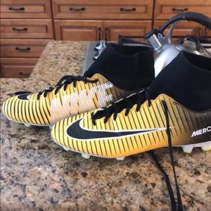 Men’s Mercurial Sock Soccer Cleats
